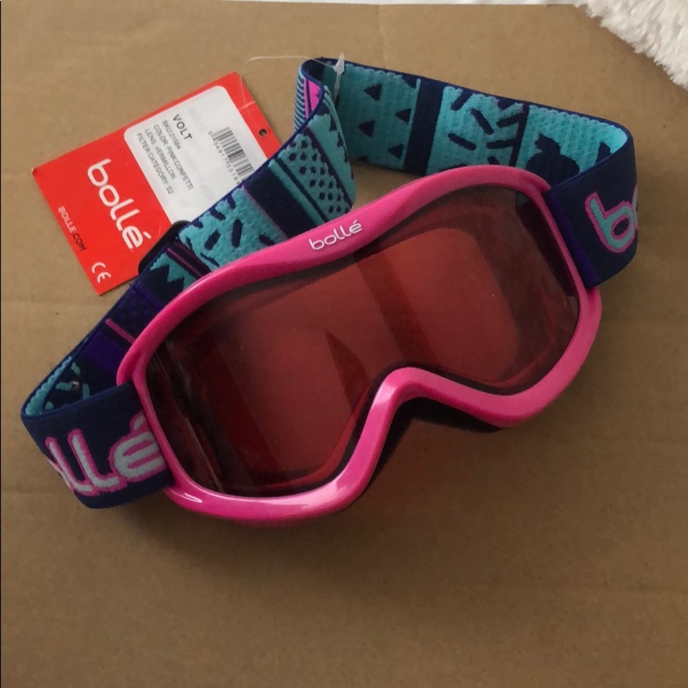 Bollé snowboarding goggles